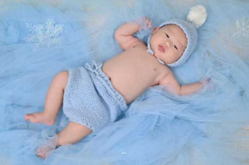 新野宝宝手心出汗怎么回事 新野宝宝手心出汗怎么回事